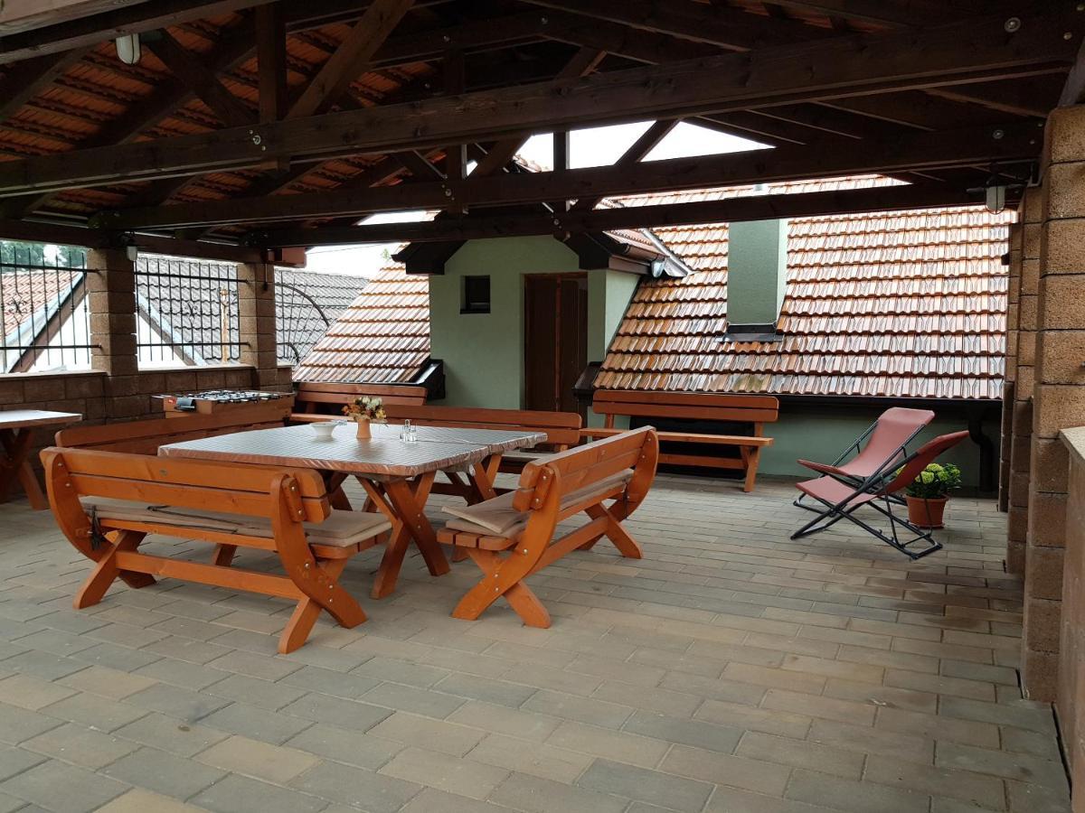 Villa Sklep U Cejku à Mutěnice Extérieur photo