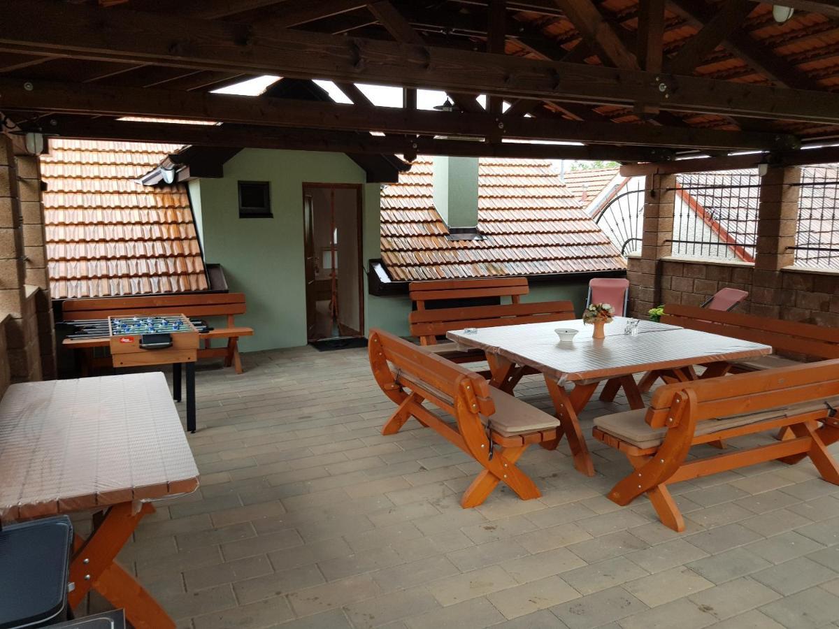 Villa Sklep U Cejku à Mutěnice Extérieur photo